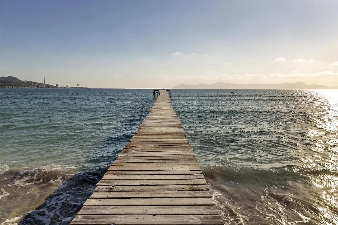Beachfront Apartment In Alcudia Beach Cb 3 إسبانيا