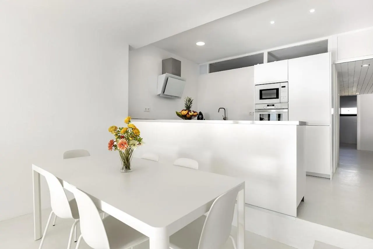 Beachfront Apartment In Alcudia Beach Cb 3