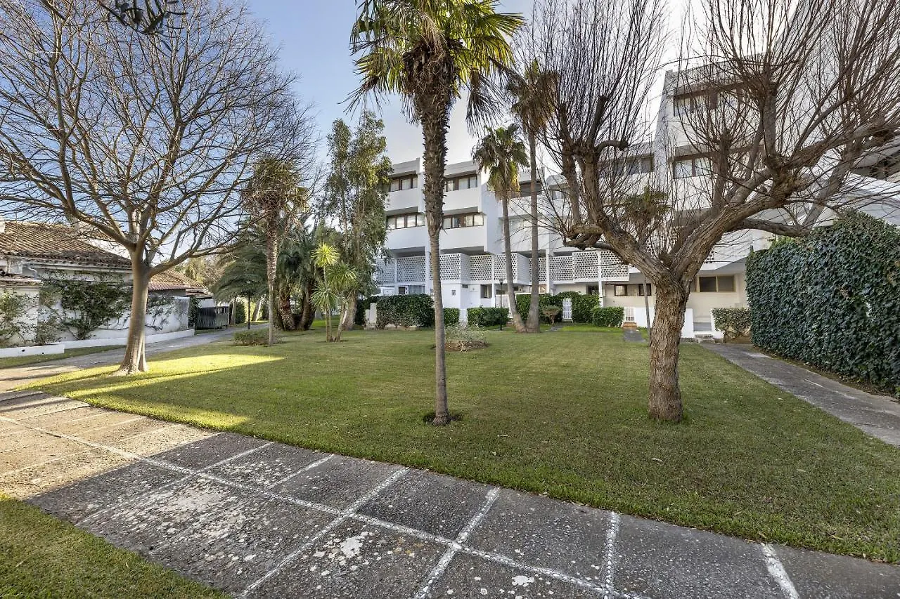 Beachfront Apartment In Alcudia Beach Cb 3