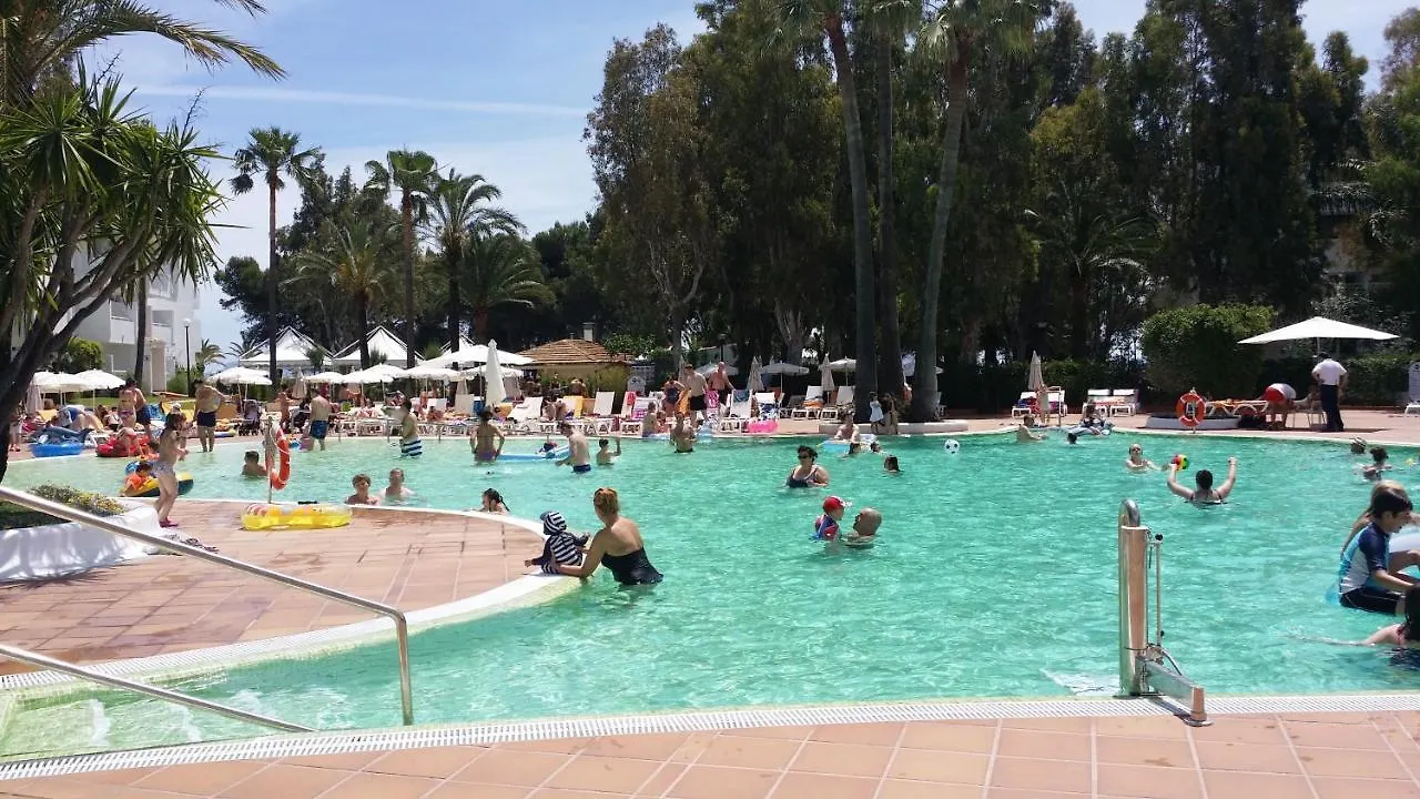 Beachfront Apartment In Alcudia Beach Cb 3 إسبانيا