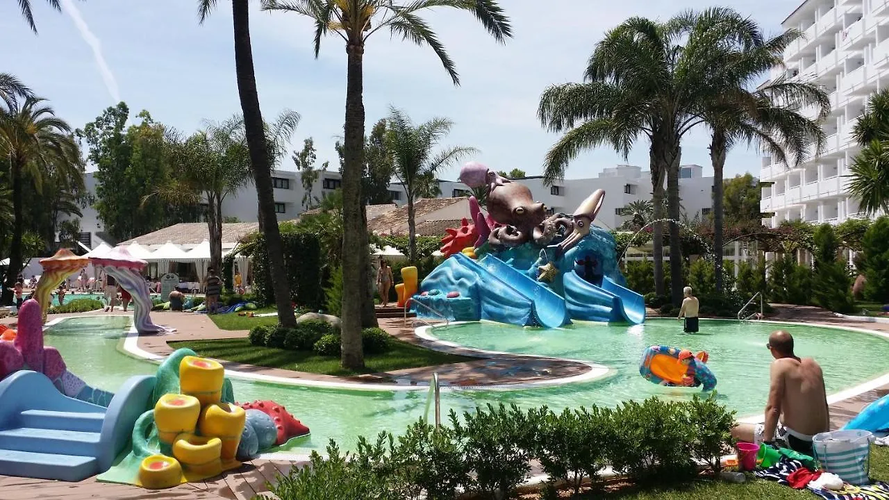 Beachfront Apartment In Alcudia Beach Cb 3 إسبانيا